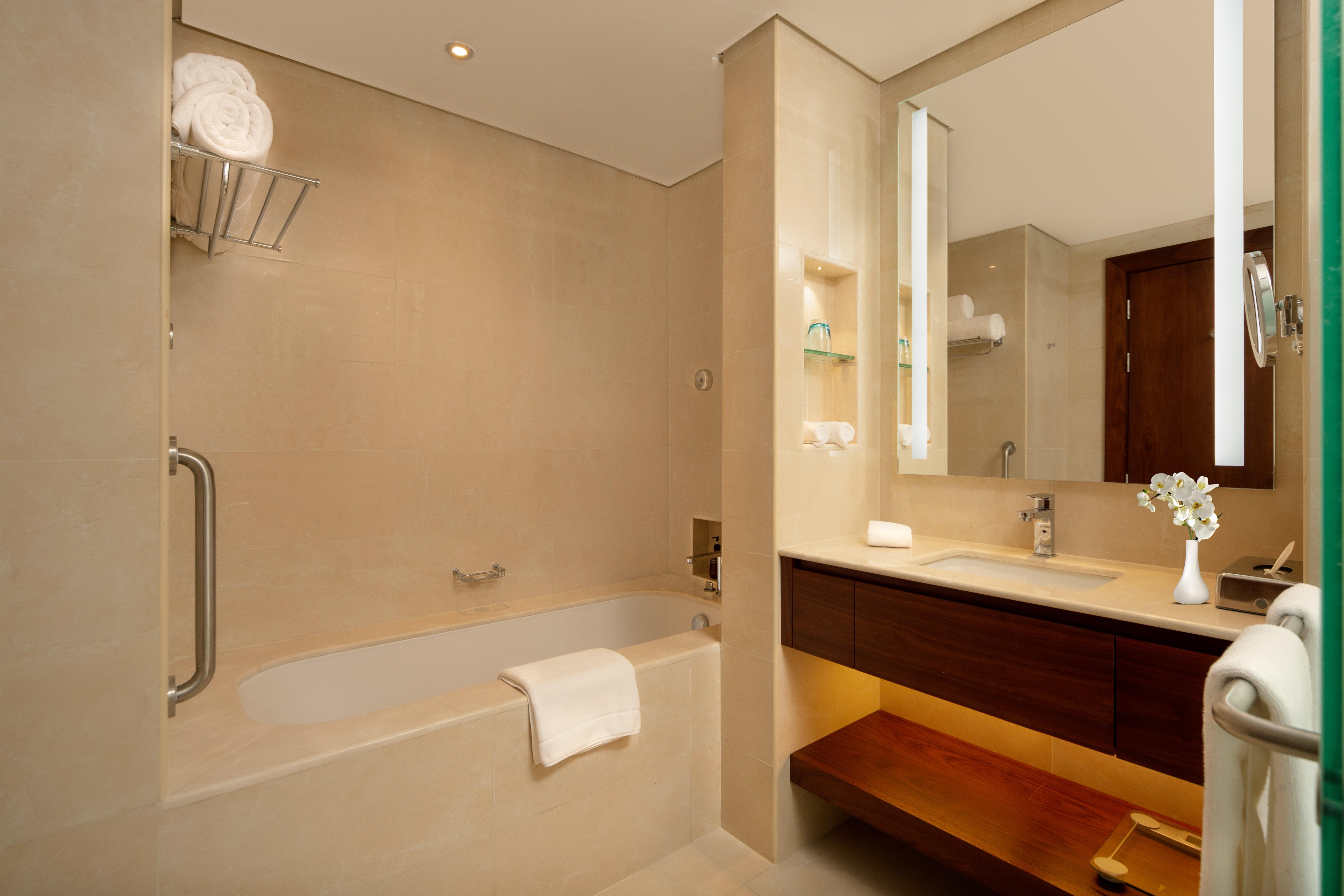 Dusitd2 Salwa Hotel 5*